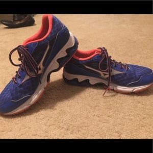 Mizuno Wave Inspire 12 Running Shoe (blue/coral)